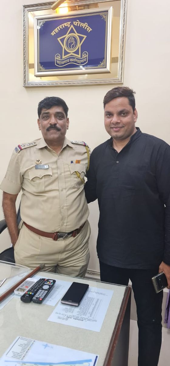 Mohammed Sayeed Shaikh being felicitated at a public event — photograph 37 of 39